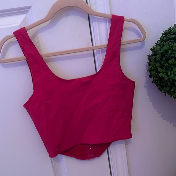 Gorgeous pink Windsor corset tank crop top😍🩷 - Picture 2 of 3